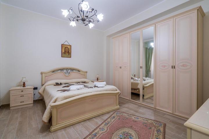 Vila Casa Da Flo' Augusta Exteriér fotografie